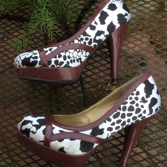 Madden Girl Alexas platform  Size 7 - Picture 2 of 6